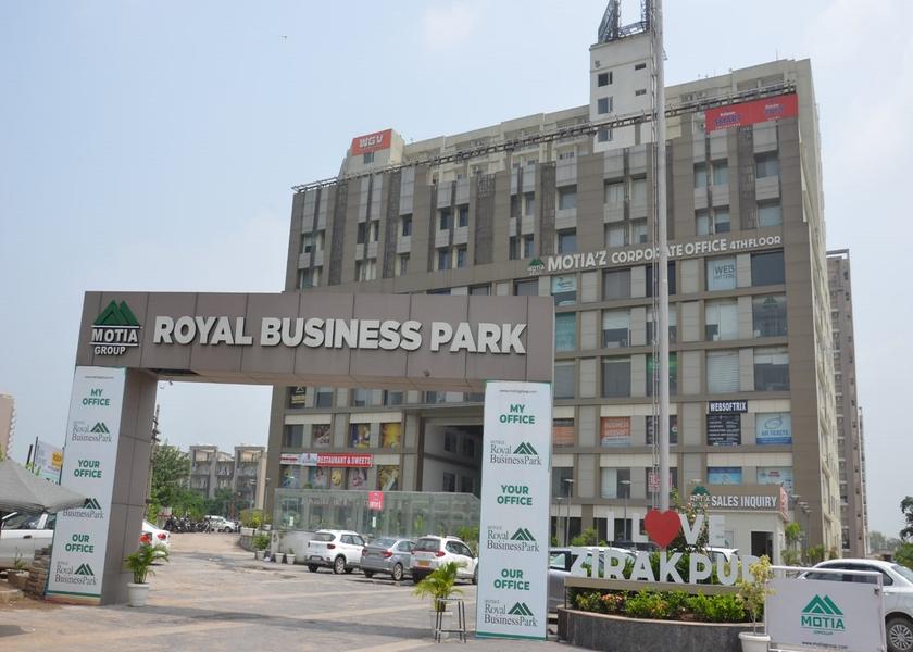Punjab Zirakpur Hotel Exterior