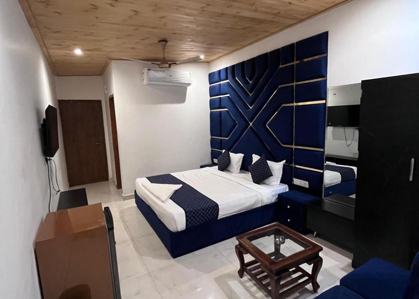 Punjab Zirakpur Deluxe
