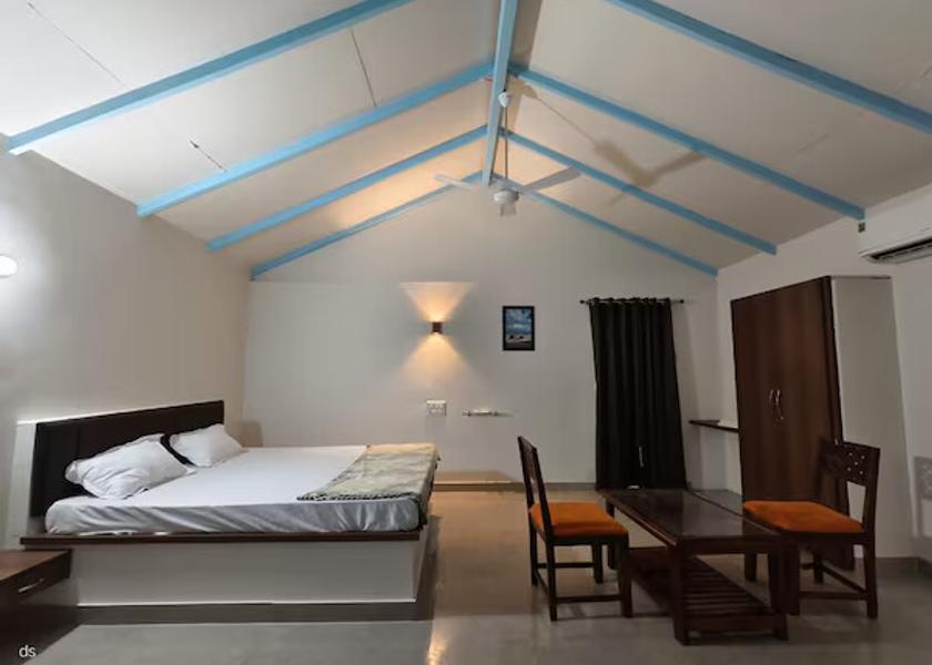 Gujarat Mandvi Public Areas