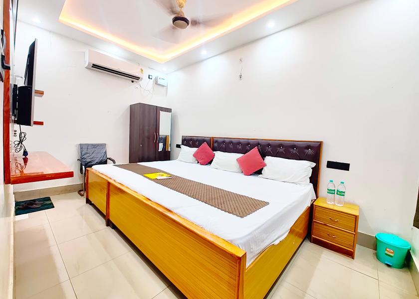 Uttar Pradesh Ayodhya Deluxe Triple Room