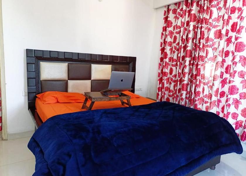 Himachal Pradesh Barog Public Areas