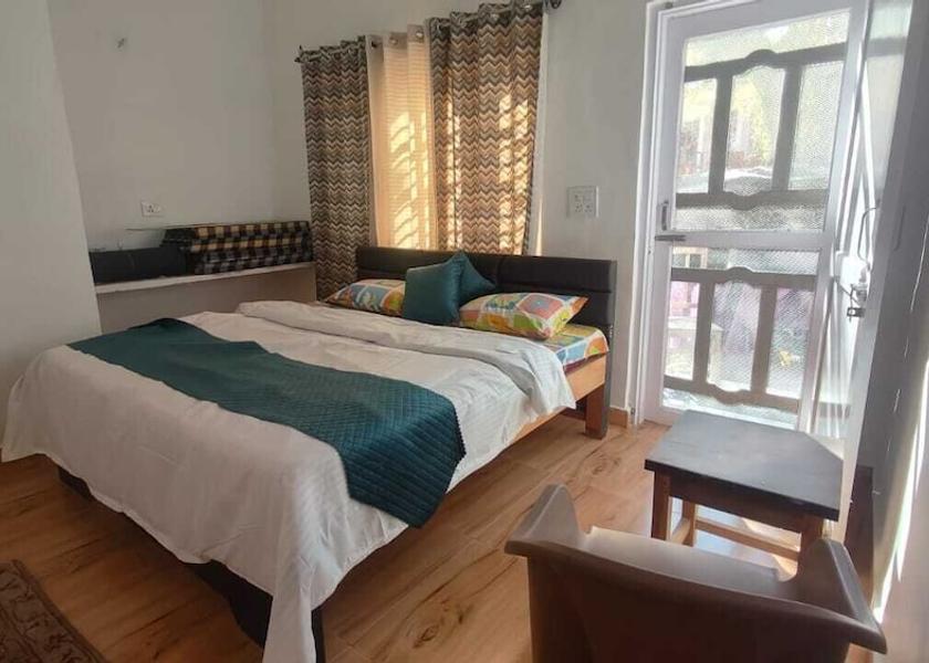 Uttarakhand Munsyari Room