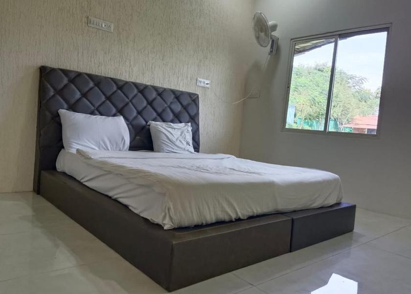 Gujarat Nadiad Luxury Deluxe Room