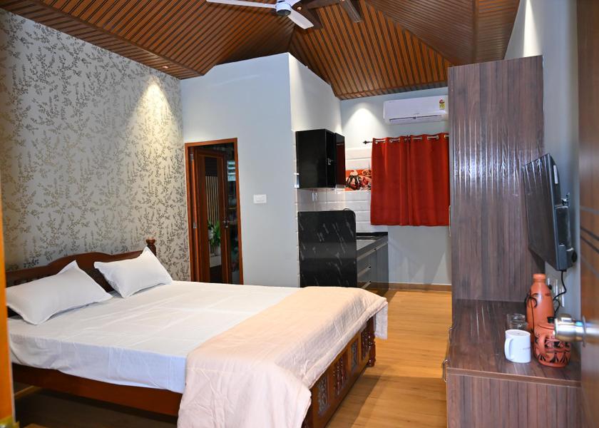 Karnataka Murdeshwar Family room