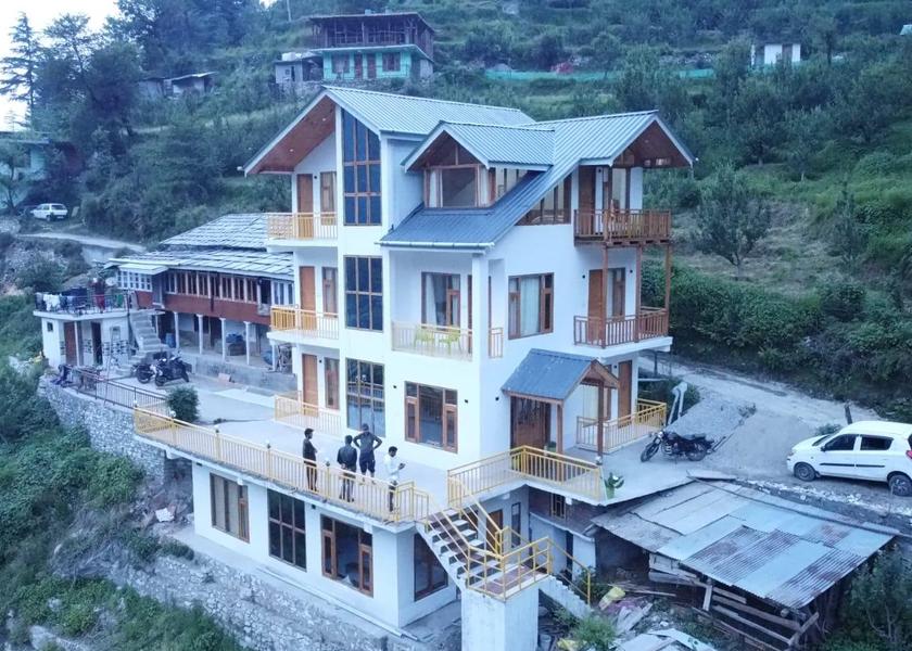 Himachal Pradesh Jibhi Hotel View
