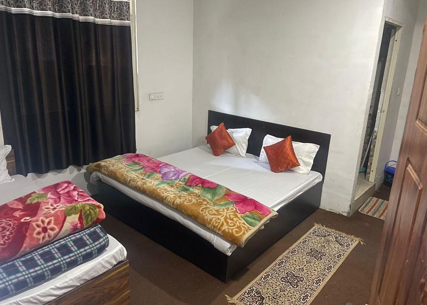 Uttarakhand Joshimath Standard Triple Room