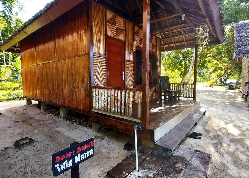 Southwest Papua Yenbeser Exterior view