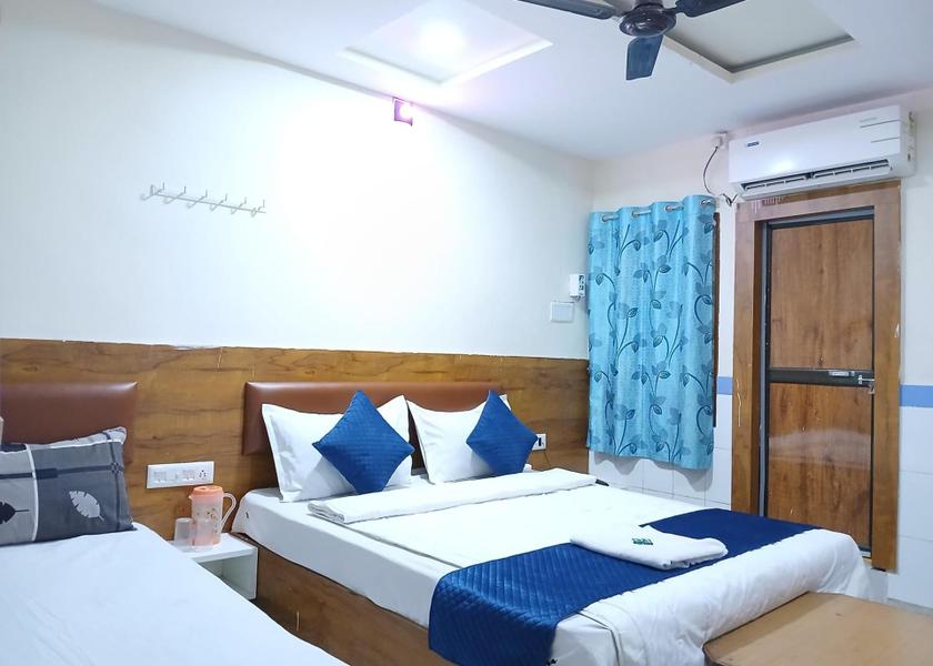 Gujarat Mehsana Deluxe Triple Room