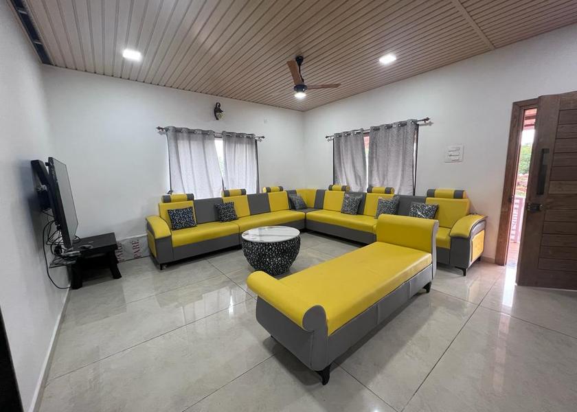 Maharashtra Amboli Public Areas