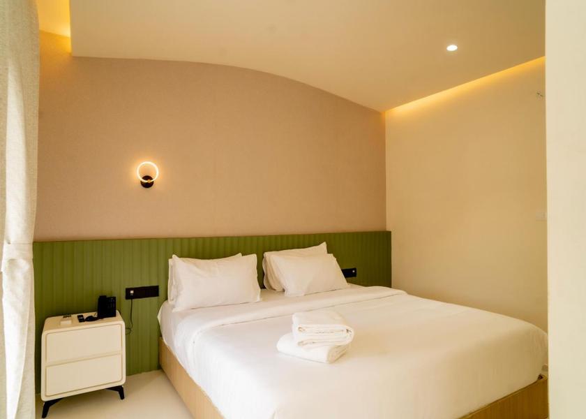 Tamil Nadu Rameswaram King Bed with Balcony