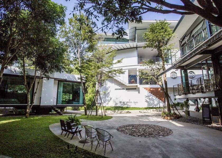 Ratchaburi Province Suan Phueng Exterior view