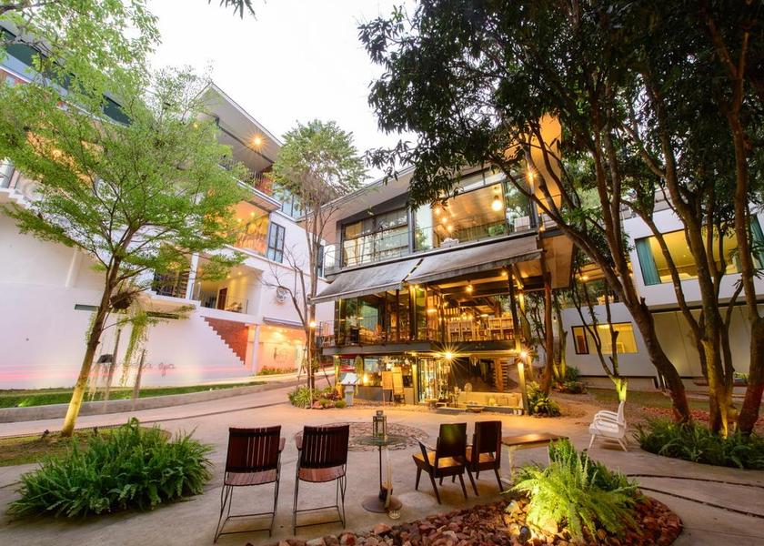 Ratchaburi Province Suan Phueng Hotel Exterior