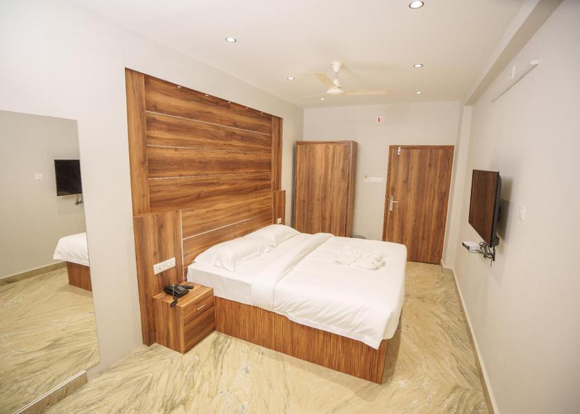 Kerala Thalasserry Executive Room with Air Conditioning