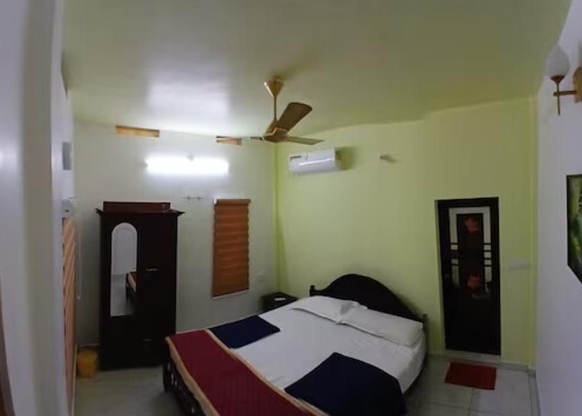 Kerala Thrissur Hotel Exterior