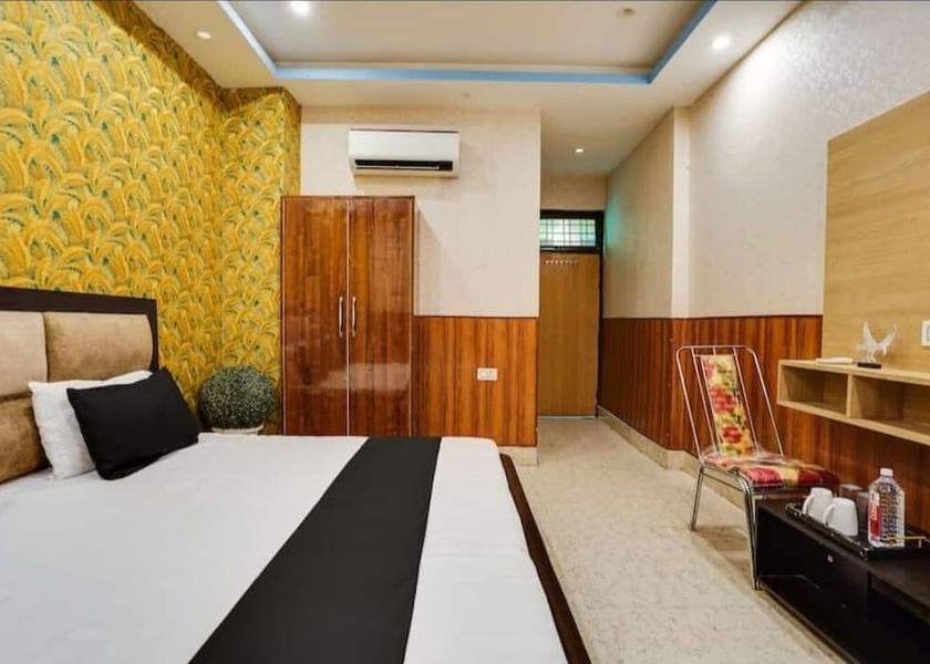 Uttar Pradesh Auraiya Room