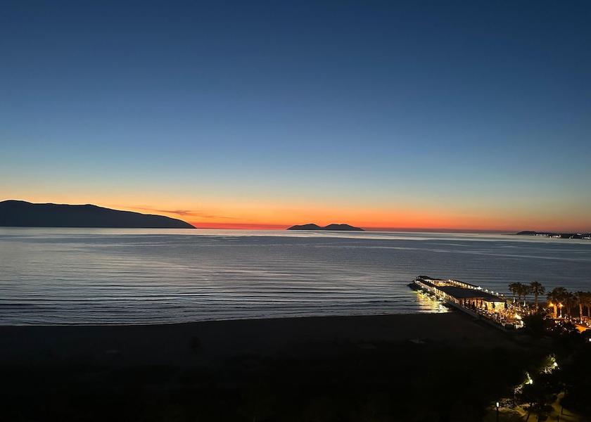 Vlorë County Vlorë Sundeck