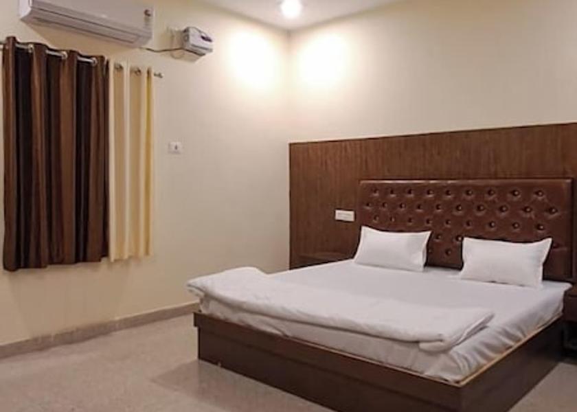 Uttar Pradesh Varanasi Room