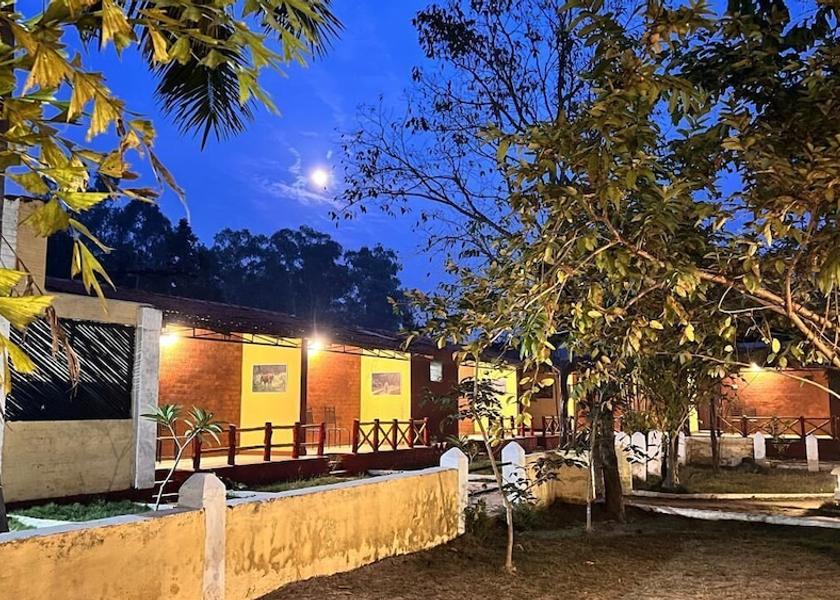 Madhya Pradesh Kanha Exterior