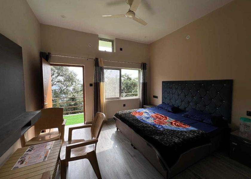 Uttarakhand Lansdowne Room