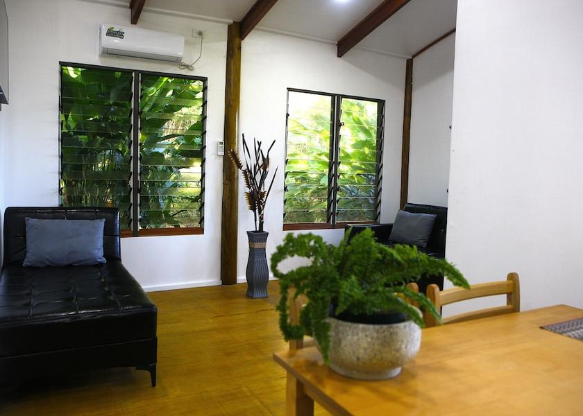 Western Division Maui Bay Living area