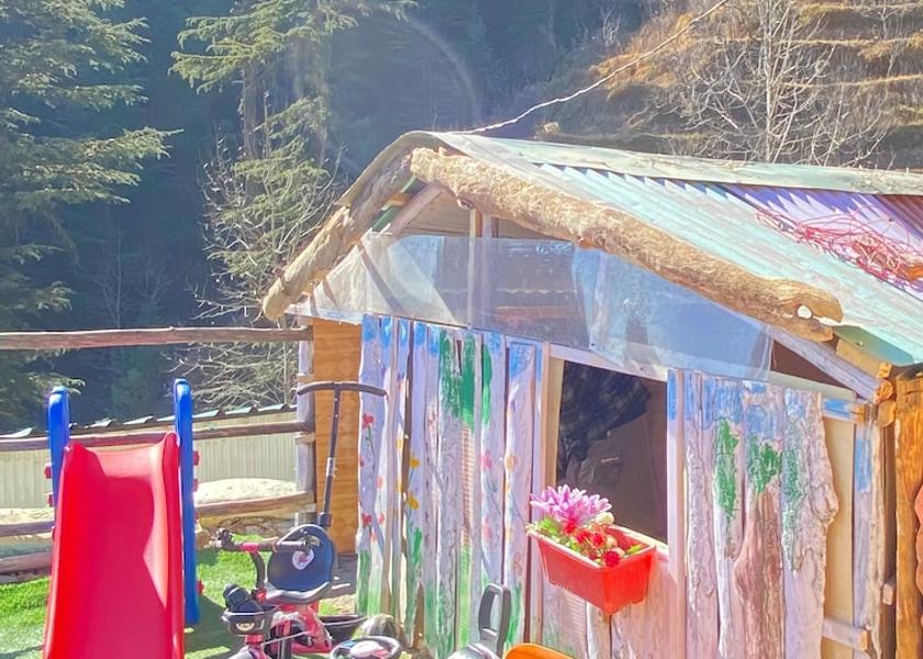 Children's play area - indoor