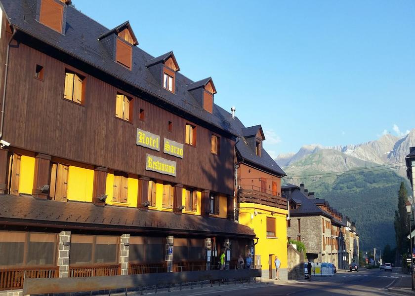 Aragon Sallent de Gallego Front of property