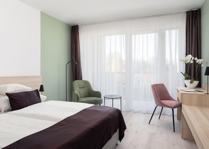 Heves County Eger Room