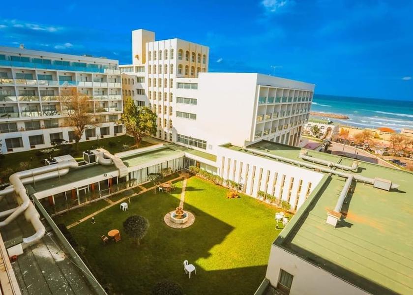  Algiers Front of property