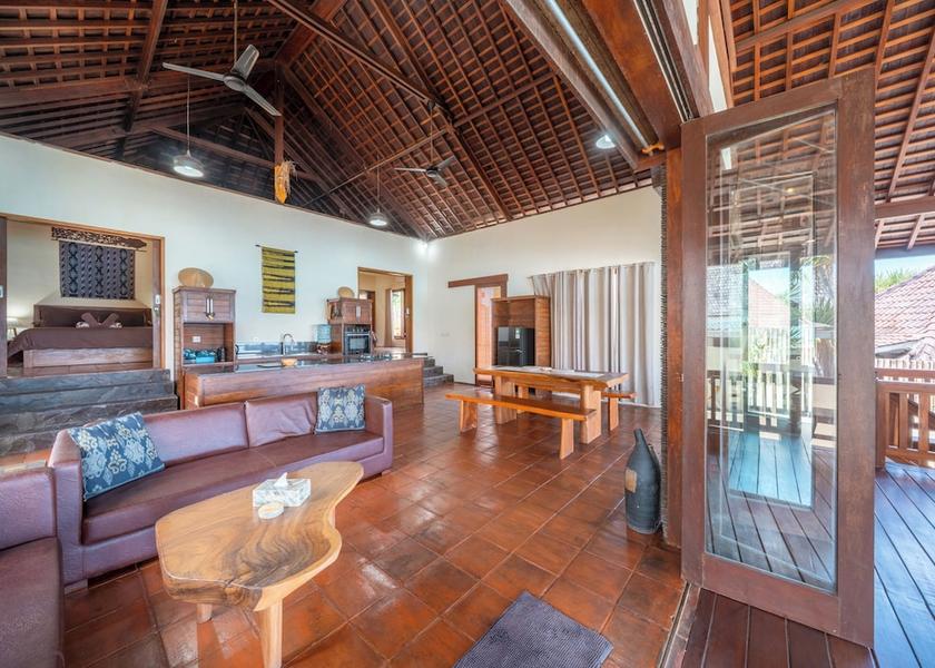 Bali Ceningan Island Living room