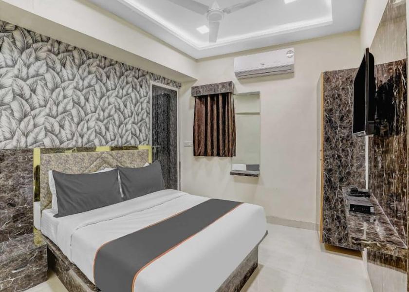 Gujarat Ahmedabad Room