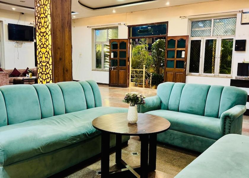Uttar Pradesh Varanasi Reception hall