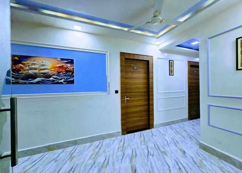 Uttar Pradesh Mathura Lobby