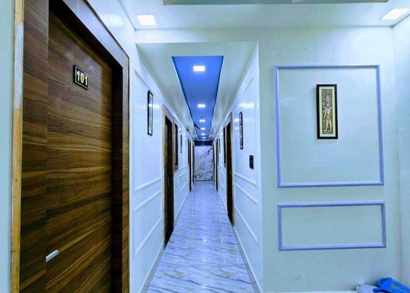 Uttar Pradesh Mathura Lobby