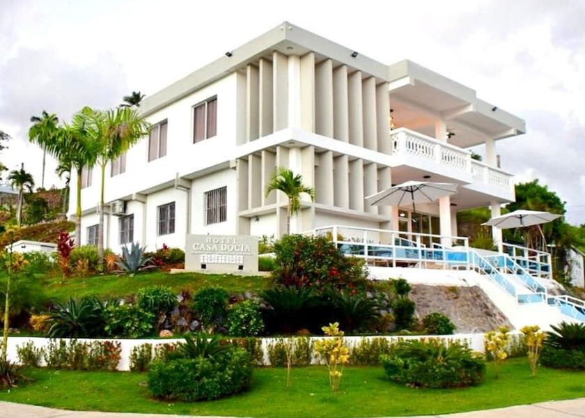 Samaná Samaná Front of property