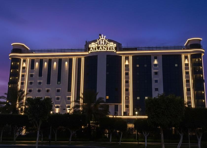  Algiers Exterior