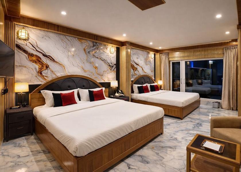 Uttarakhand Kausani Room