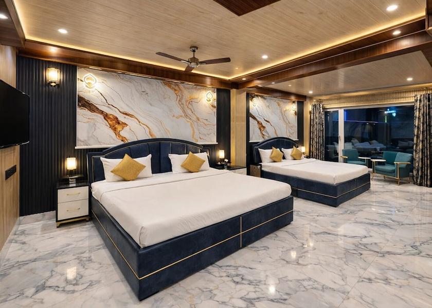 Uttarakhand Kausani Room