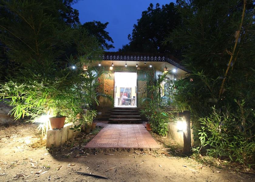 Madhya Pradesh Kanha Reception