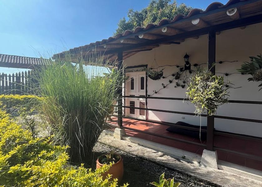 Quindío Calarcá Front of property