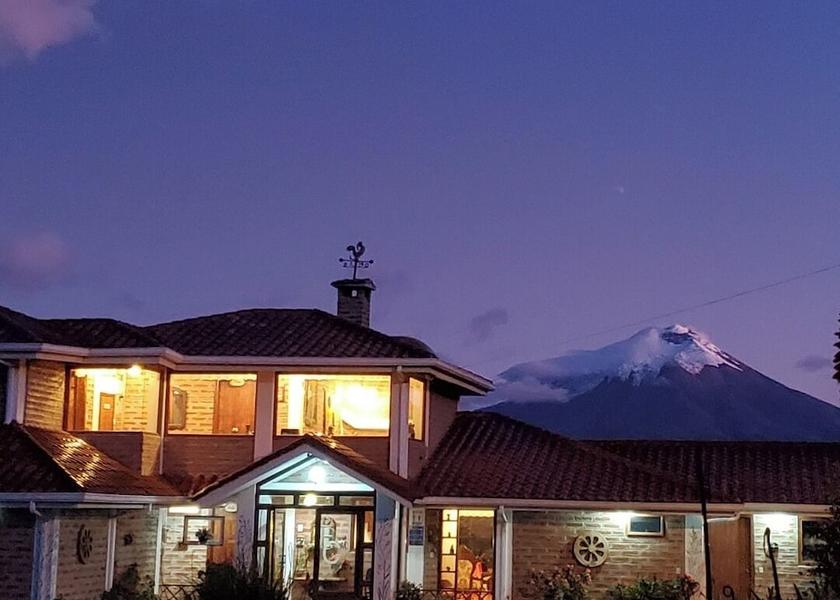 Pichincha Rumipamba Front of property