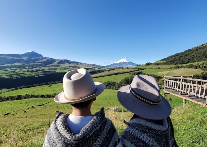 Pichincha Rumipamba Mountain view