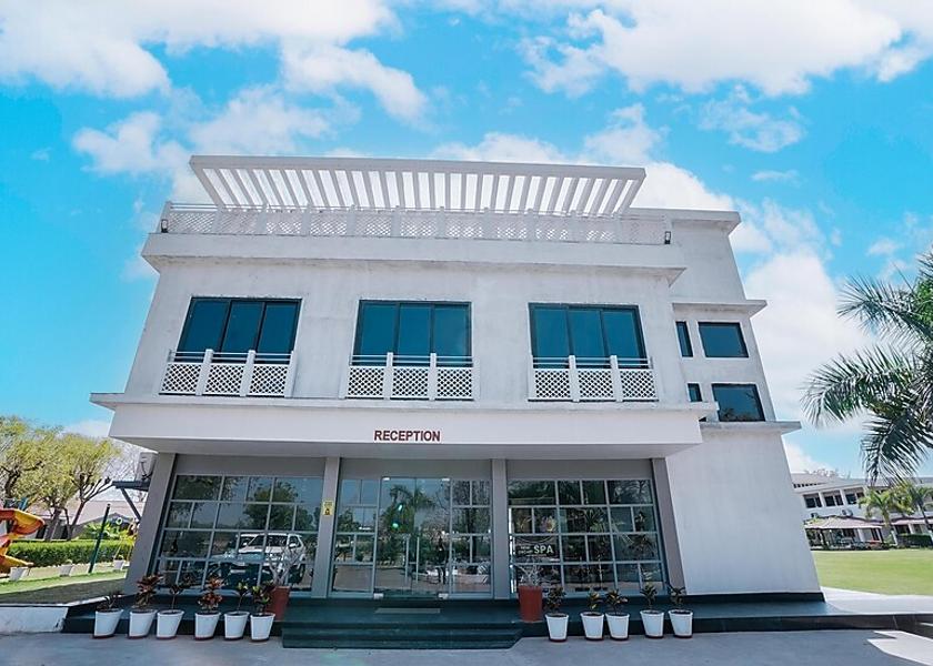Rajasthan Udaipur Hotel Exterior