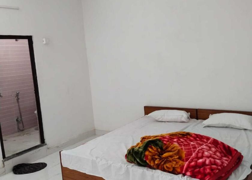 Uttar Pradesh Jaunpur Deluxe AC Room