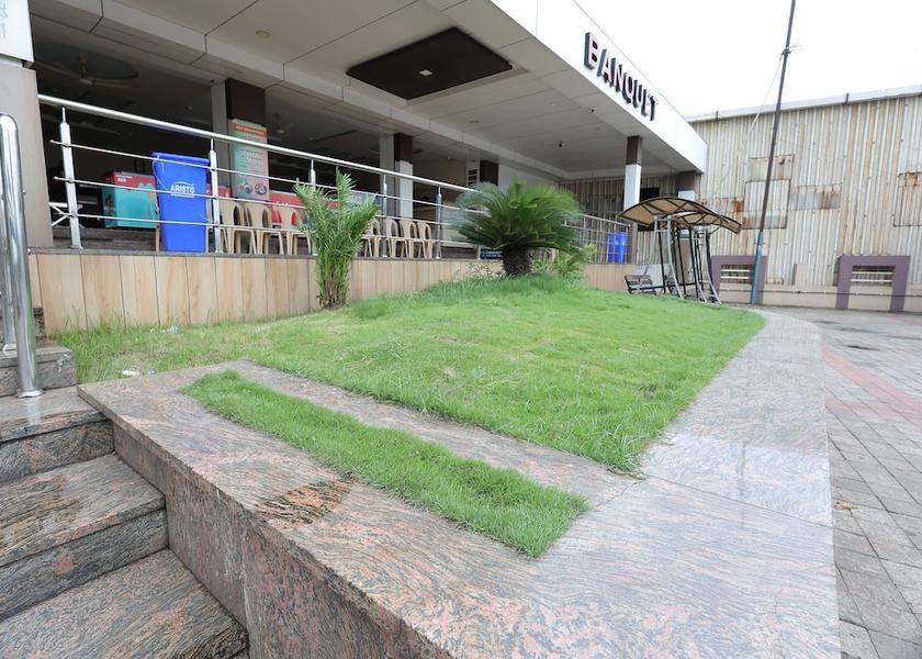 Gujarat Palsana Primary image