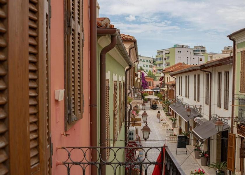 Vlorë County Vlorë Room