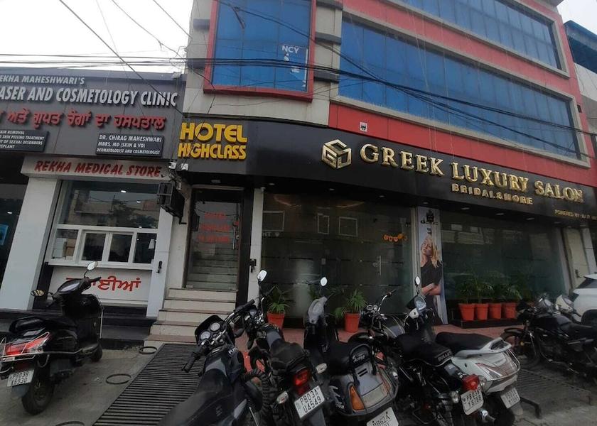 Punjab Bathinda Front of property