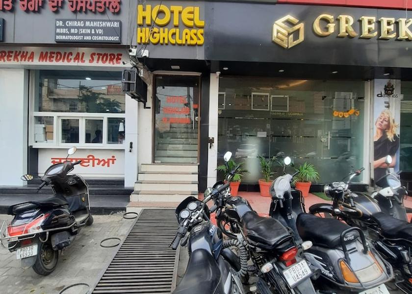 Punjab Bathinda Front of property