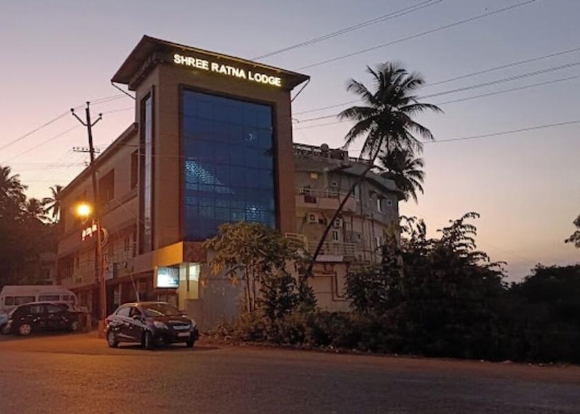 Karnataka Honnavar Front of property