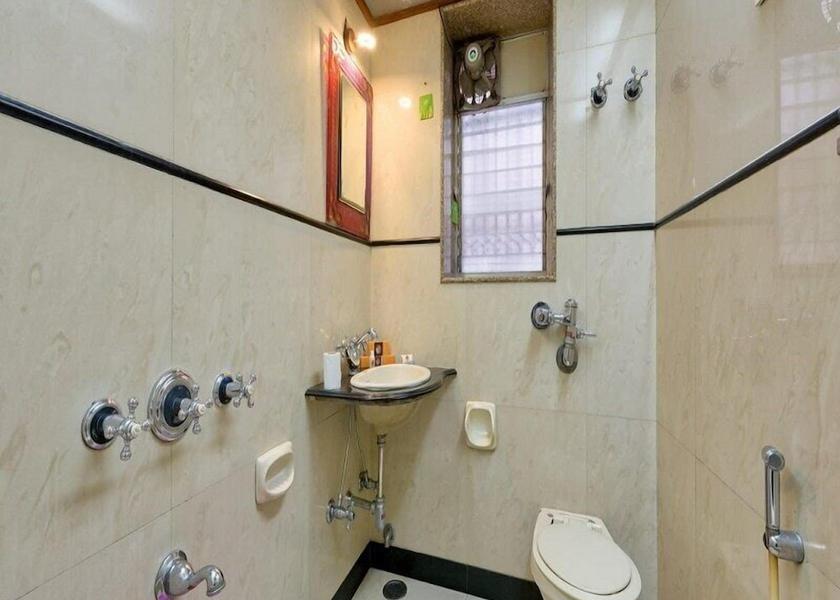 Catalonia Seva Bathroom