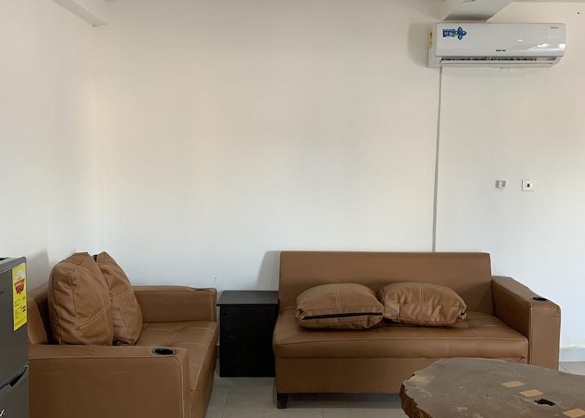  Accra Living area